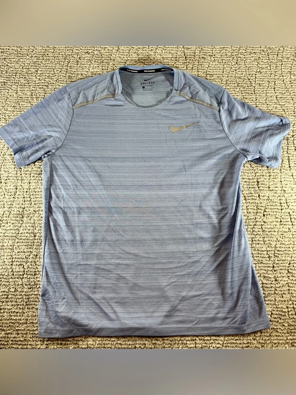 Nike Running Men’s Size Large Light Blue & Gray Dri-Fit Tee